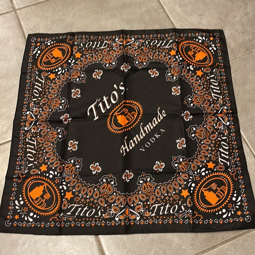 (Lot of 10) Tito’s Vodka Bandanna